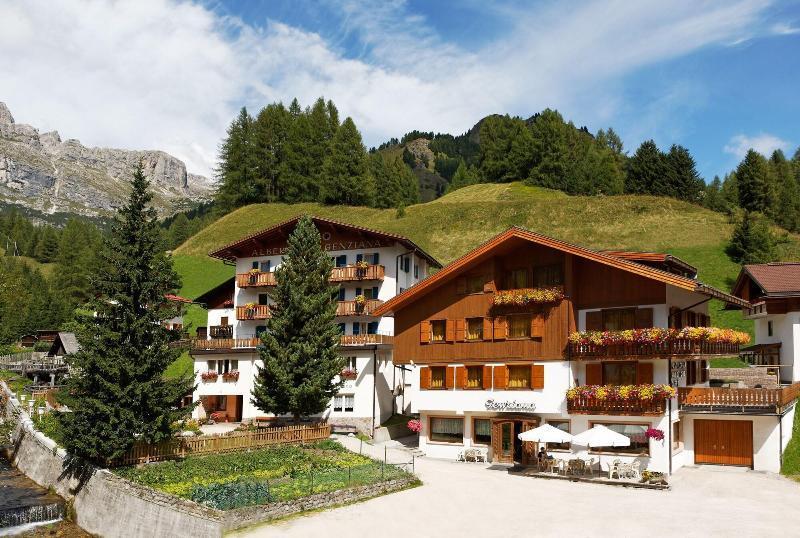 Hotel Genziana Arraba Exterior foto